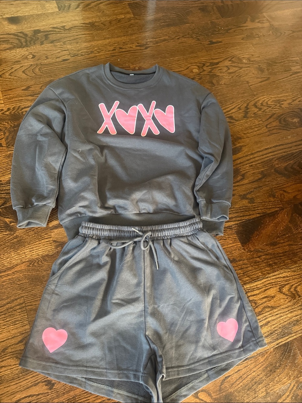 Charcoal Sweatshirt & Shorts Set with Pink Heart Graphics